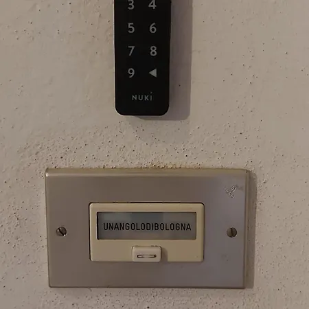 Unangolodibologna Apartment Bologna